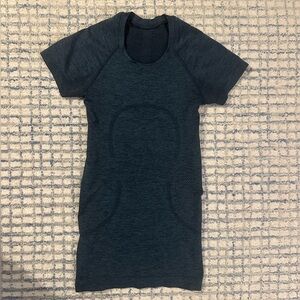 Lululemon Swiftly Tech Short-Sleeve Shirt 2.0